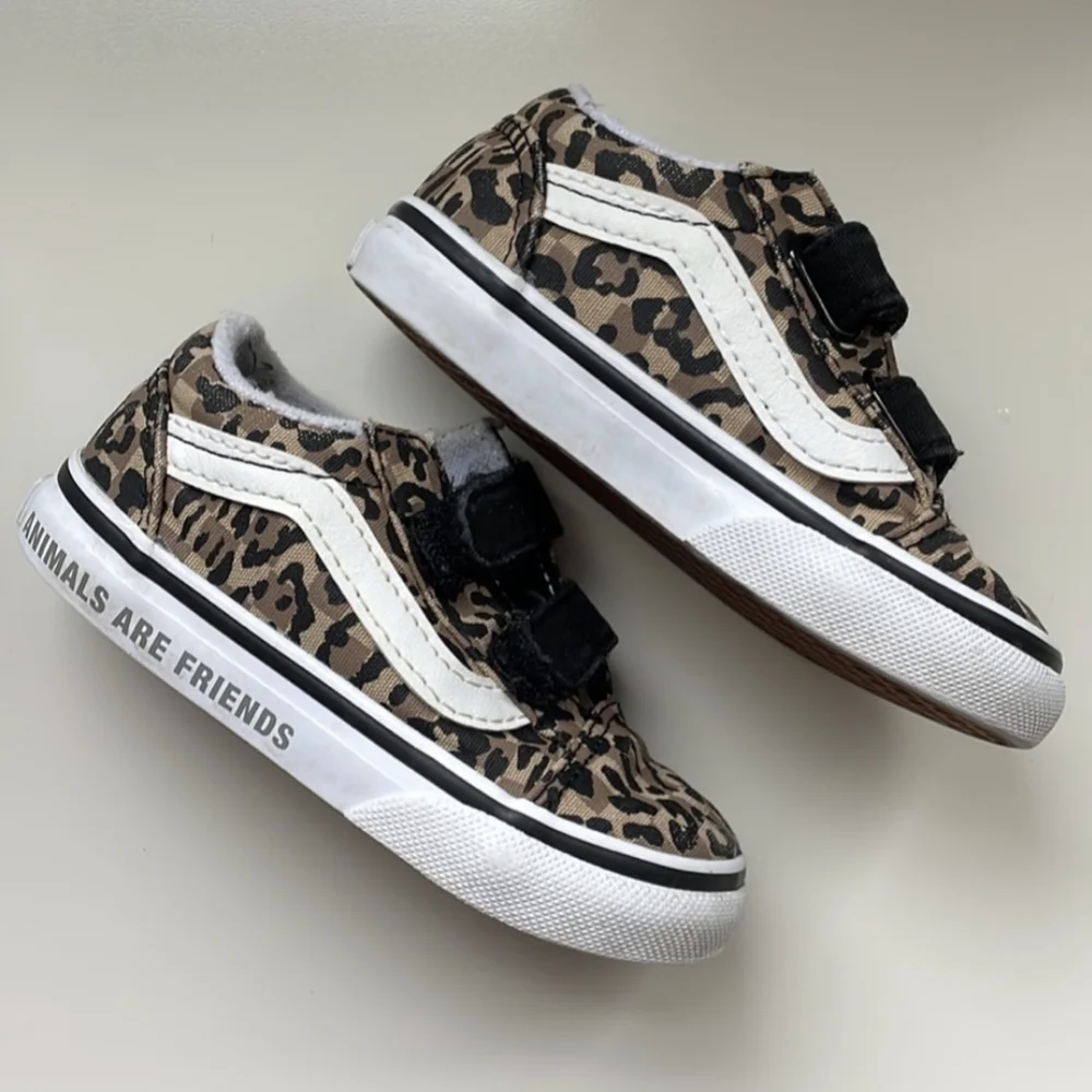 Toddler 6.5 Vans animal print velcro sneakers - Picture 4 of 4